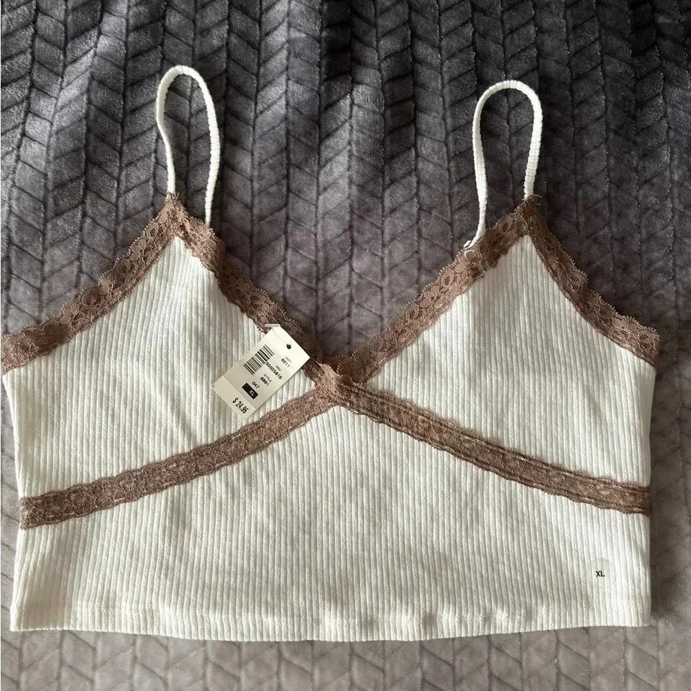 Aeropostale women tank top cream lace trim size XL NWT adjustable Straps summer